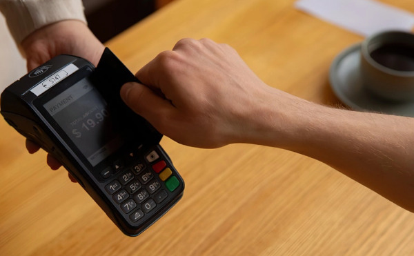 8 Features To Consider When Switching To EFTPOS